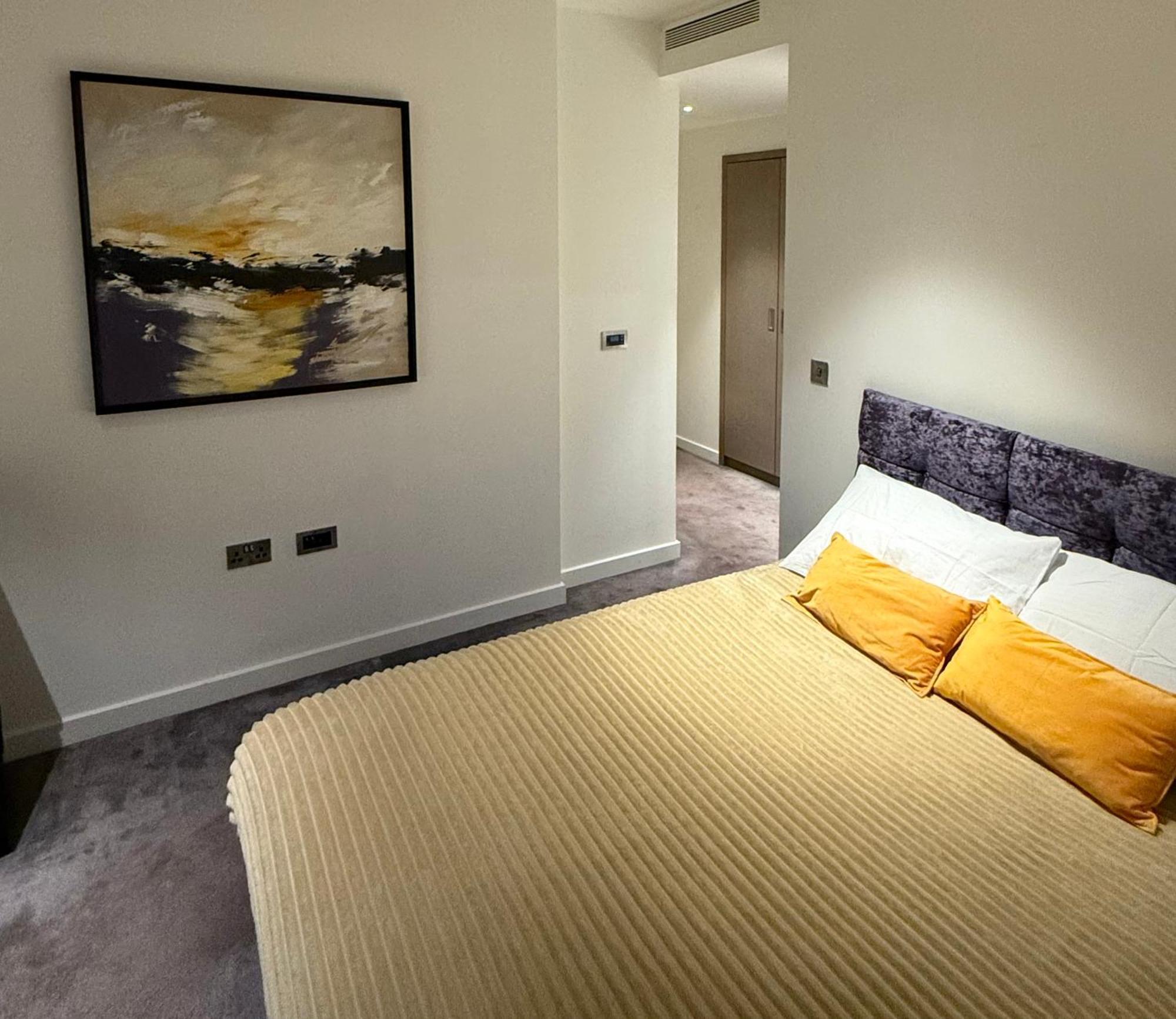 Luxury Modern 2 Bed Flat With Balcony And City View - Canary Wharf City Center Лондон Екстериор снимка